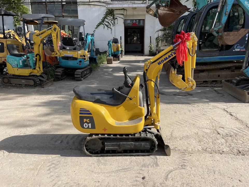 Mini Komatsu 1 Ton Excavator Machine with 2km/h Rated Speed and KOOP/CHANGCHAI Engine