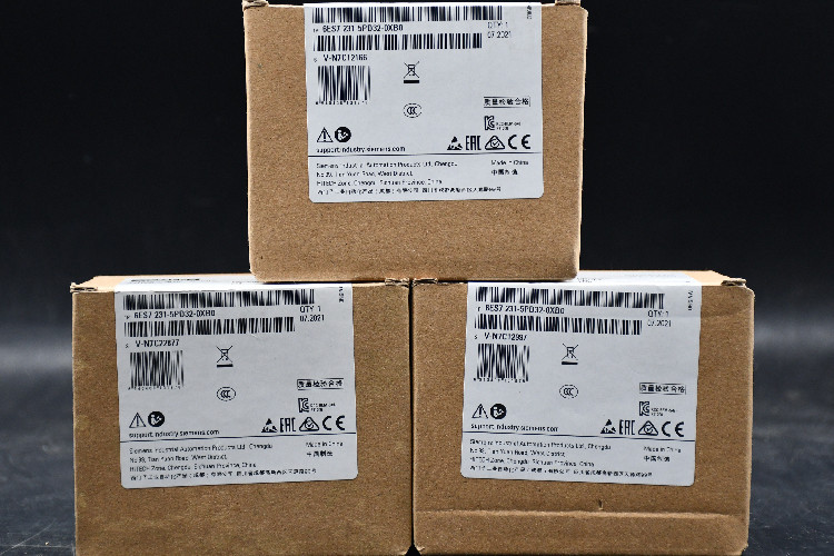 Siemens - PLC I/O Module for use with CPU 1211, CPU 1212, CPU 1214, 100 x 45 x 75 mm, Analogue, E10A, 24 V dc, SIMATIC