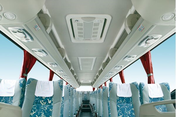 40-65 Seat Capacity Used Diesel Bus with 11596mL Displacement and Advanced Technology