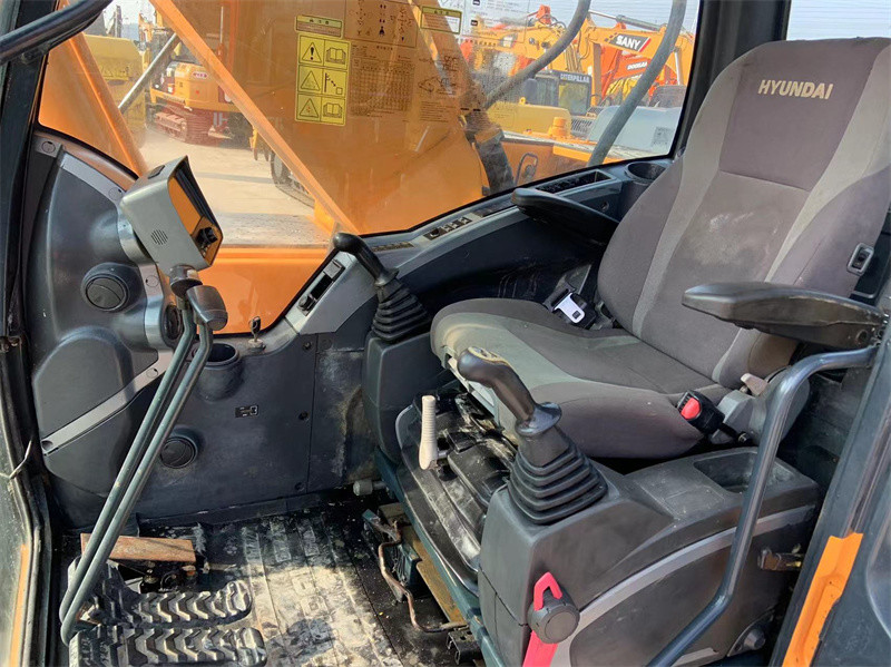 220LC-9S 22 Ton Used Hyundai Excavator 22000kg