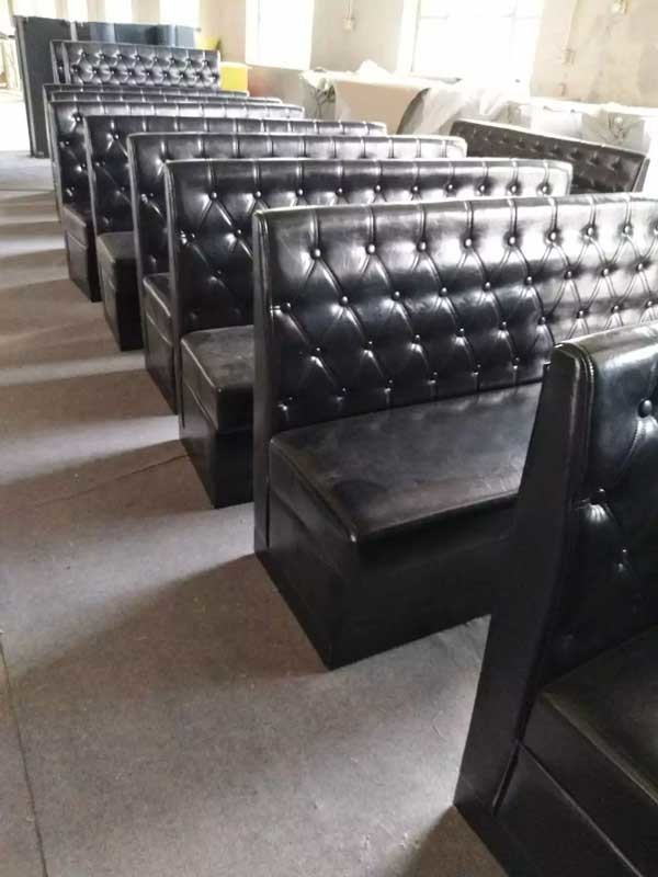 Custom Restaurant Furniture Button Tufted Black Commercial Booth Seathing