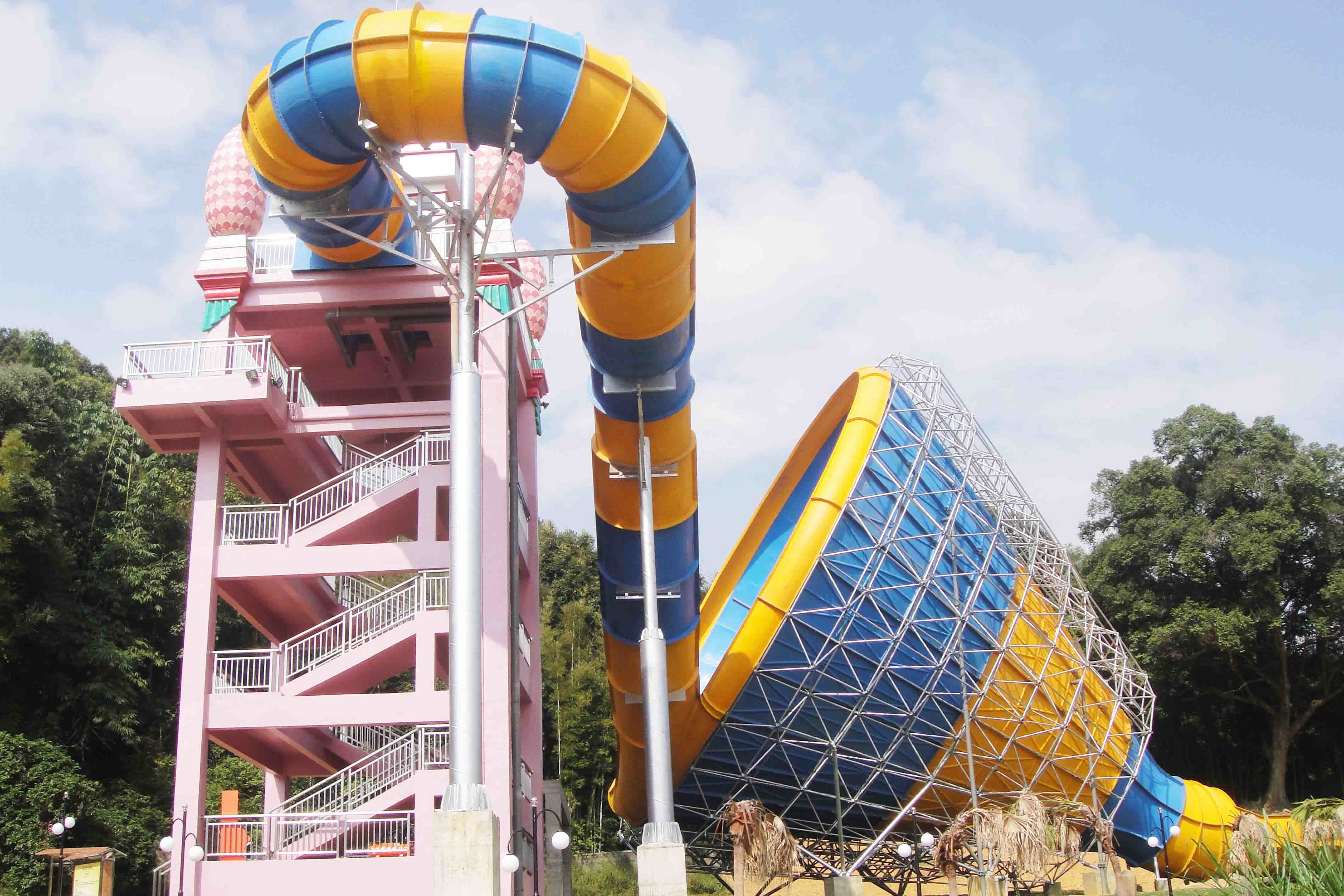 Fiberglass Super Tornado Water Slide 14.6m Platform Height Easy Maintenance