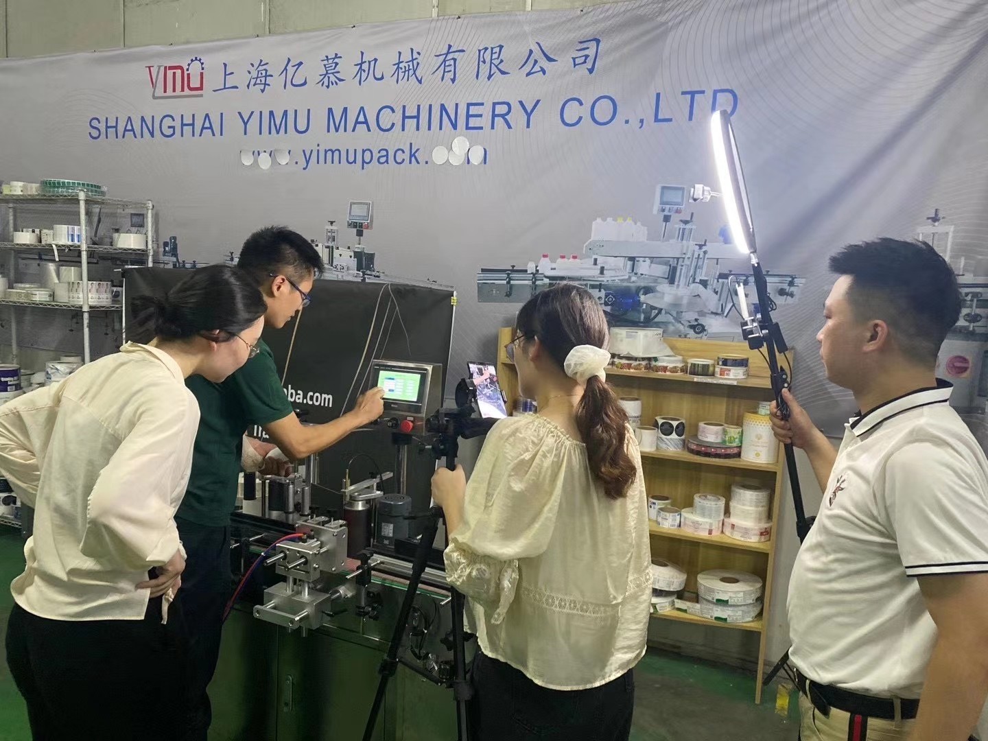 Ethyl Alcohol Juice Aseptic Liquid Filling Machine 30ml 50ml 100ml