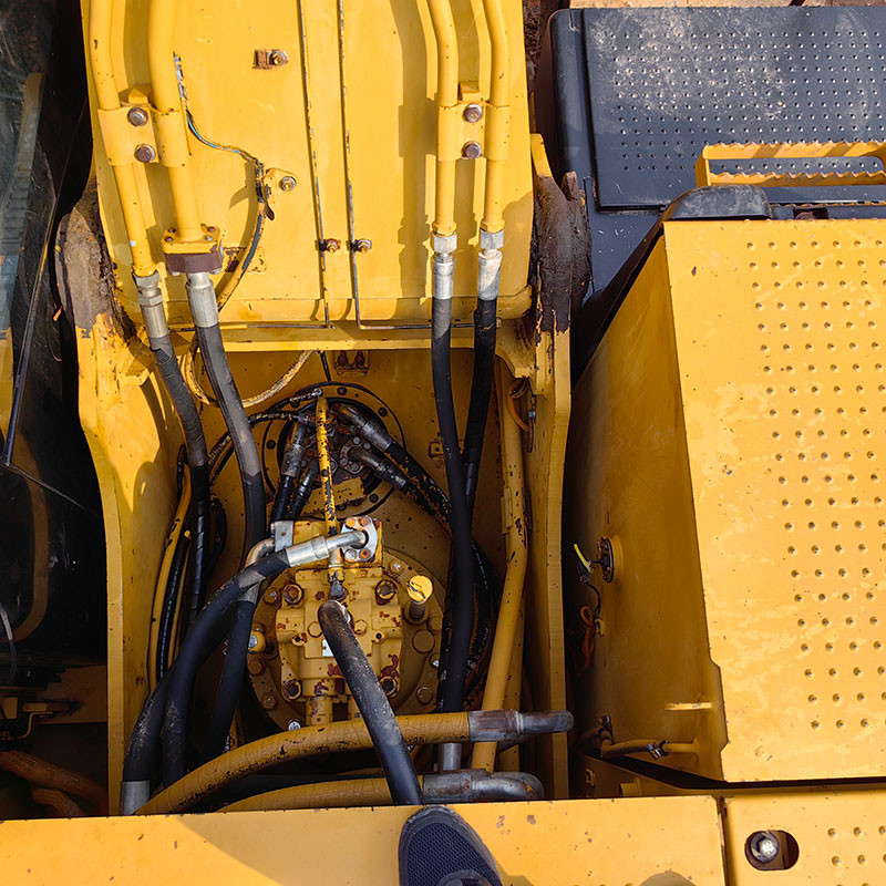 Used Caterpillar 320D Excavator 1m³ Bucket Capacity 103kw Rated Power High Efficiency