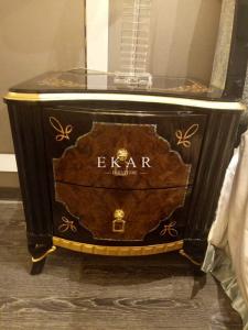 Wholesale Carved Wood Bed Side Table Antique Nightstand from china suppliers