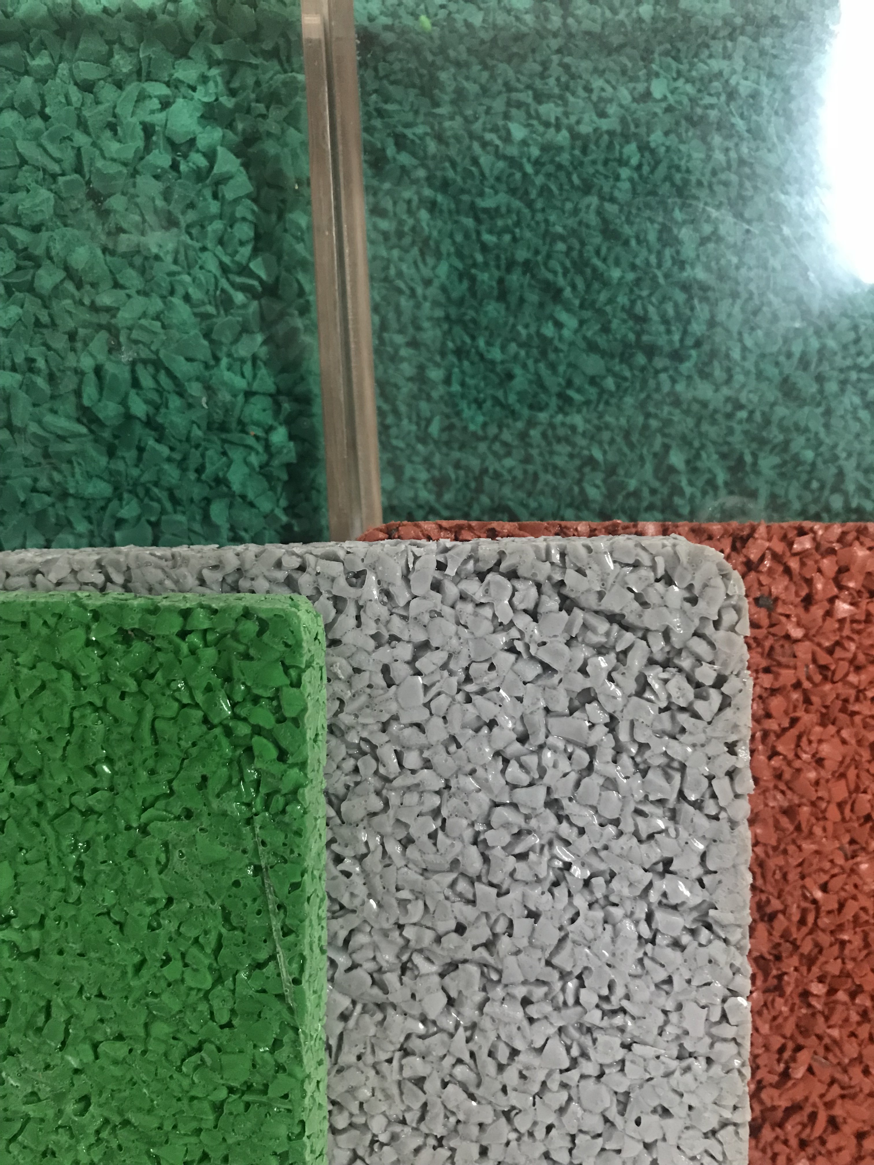 Recyclable Non Toxic Rice Shape EPDM Rubber Particles