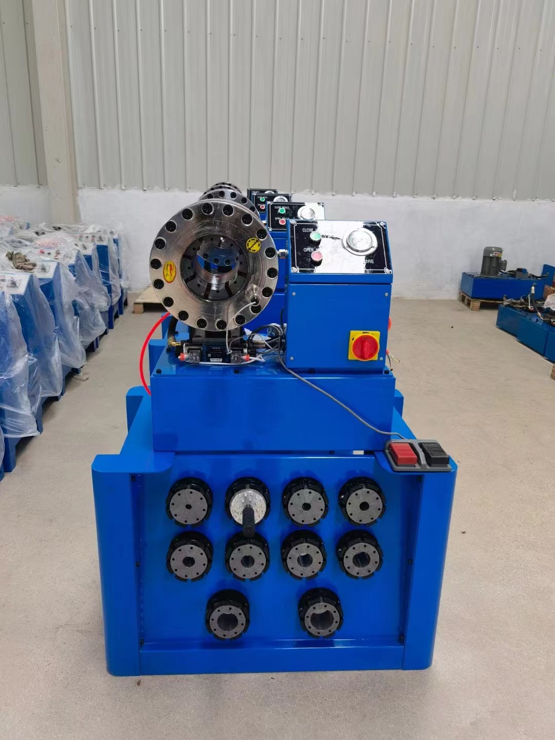 Versatile 1.5 Inch Portable Hydraulic Hose Crimper For Various Applications With 275kg Load Capacity
