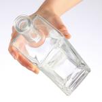 Transparent Square Glass Wine Bottles European Vodka Bottles 700mL Glass Collar