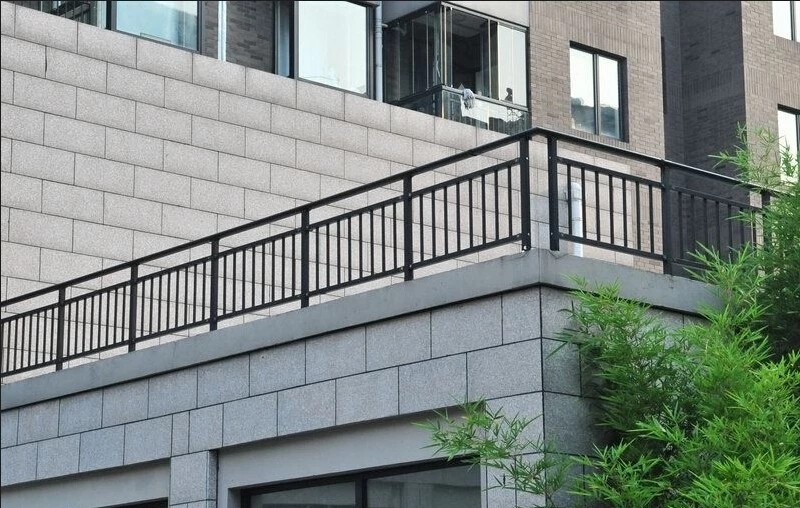 OEM Wrought Iron Balcony Railing Hot Dip Galvanize Powder Coating Finish