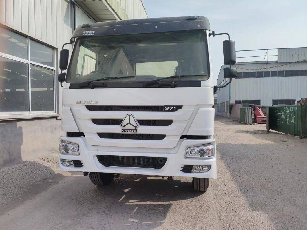 White Sinotruk HOWO 6*4 Tractor Truck Right-Hand Drive Mining Truck