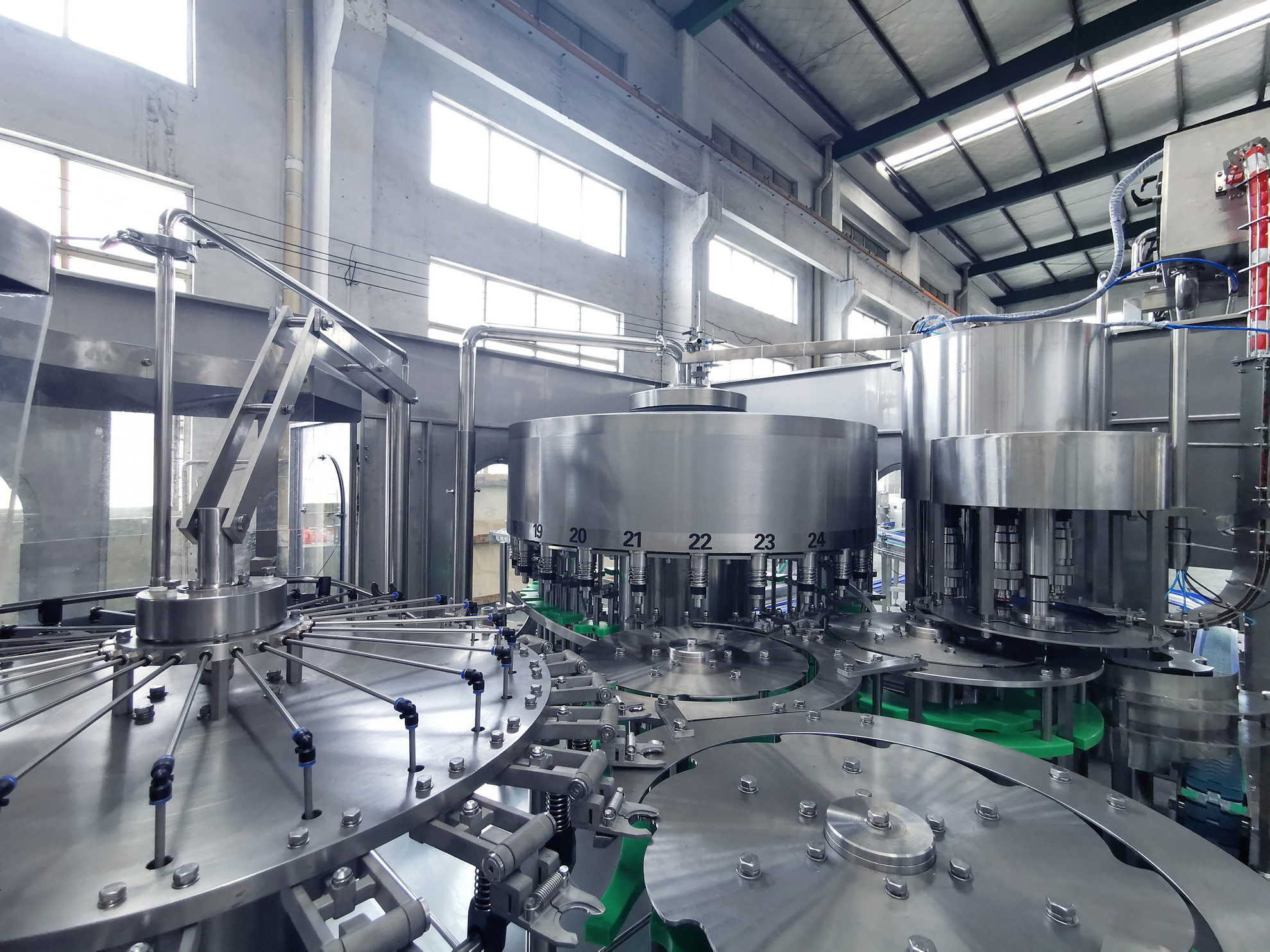 Full Automatic PLC Control Edible Oil Filling Machine For Sunflower Oil