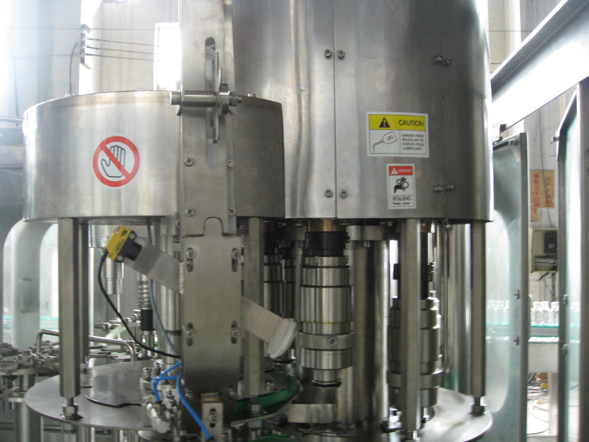 Precision 3 In 1 PET Bottle Filling Machine For Purified Water Production