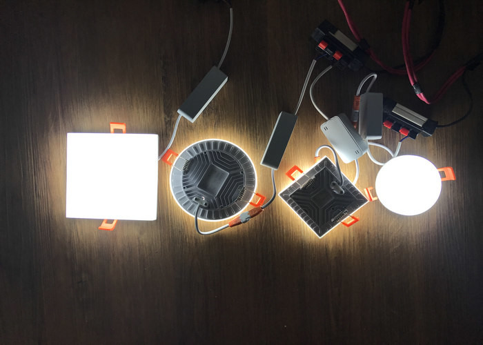 Frameless 6000K Square LED Slim Panel Light , High Lumen LED Round Ceiling Light
