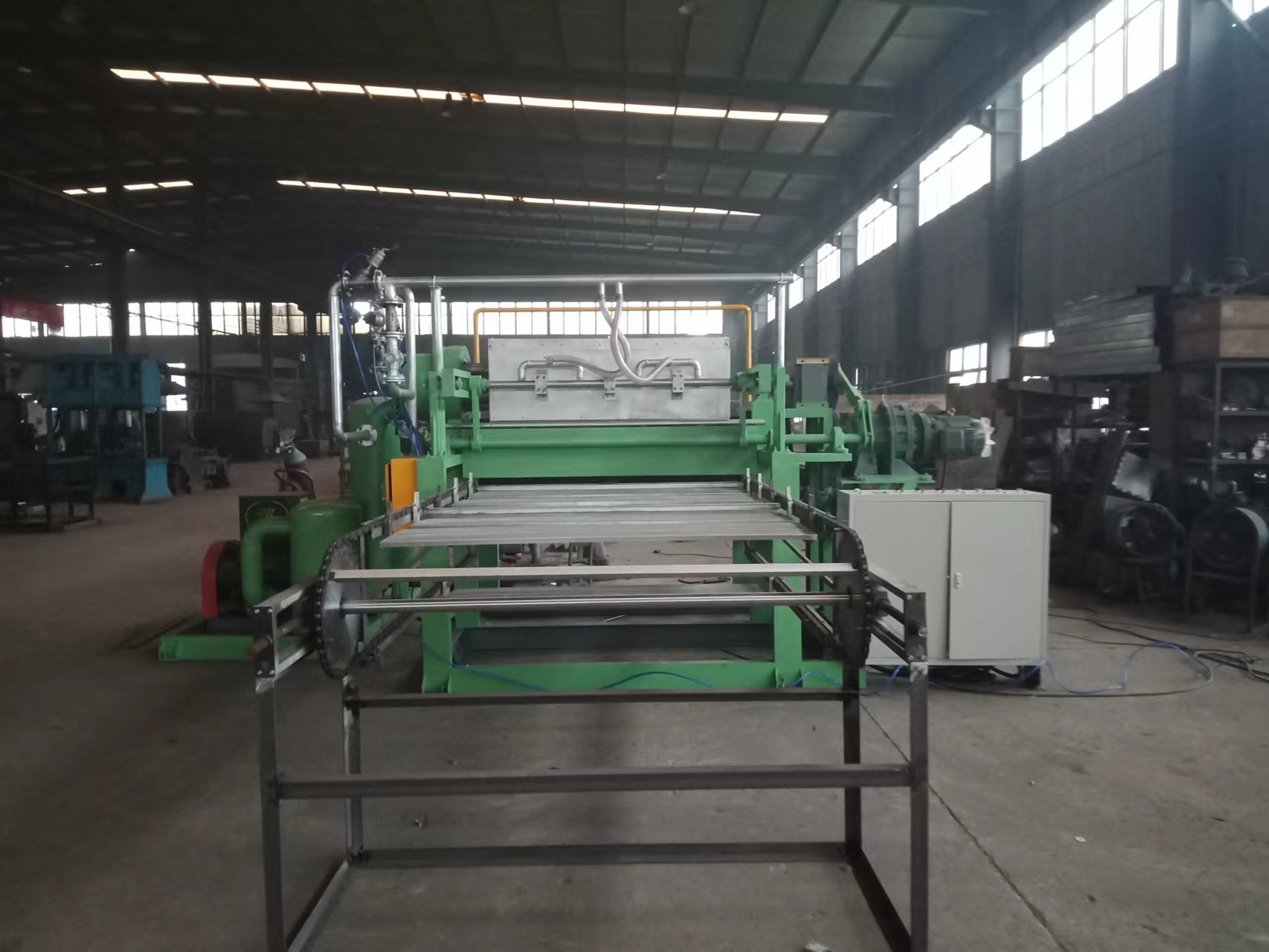 150kg/h-450kg/h Waste Paper Consumption Advanced Paper Egg Tray Making Machine with PLC Control