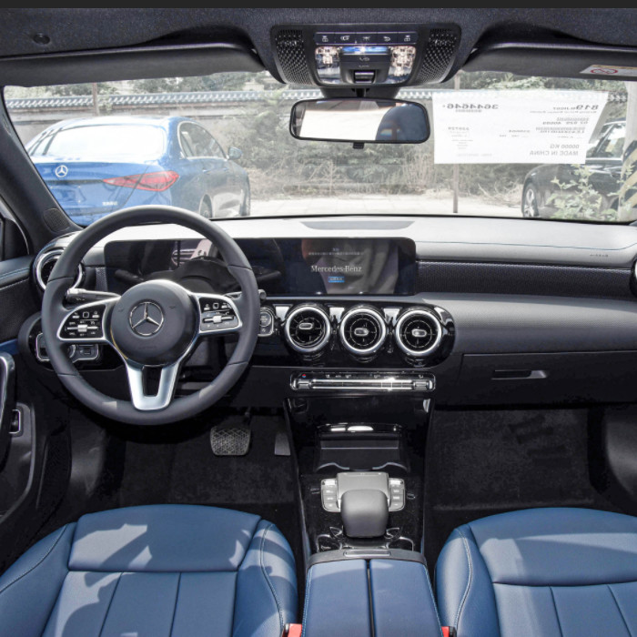 Mercedes-Benz A 200 L sport sedan donggan version Compact car 7 gear DCT