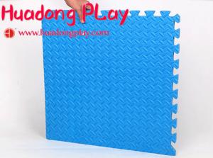 Wholesale CE Certificate Outdoor Playground Flooring Good Ventilation 3cm Thickness from china suppliers