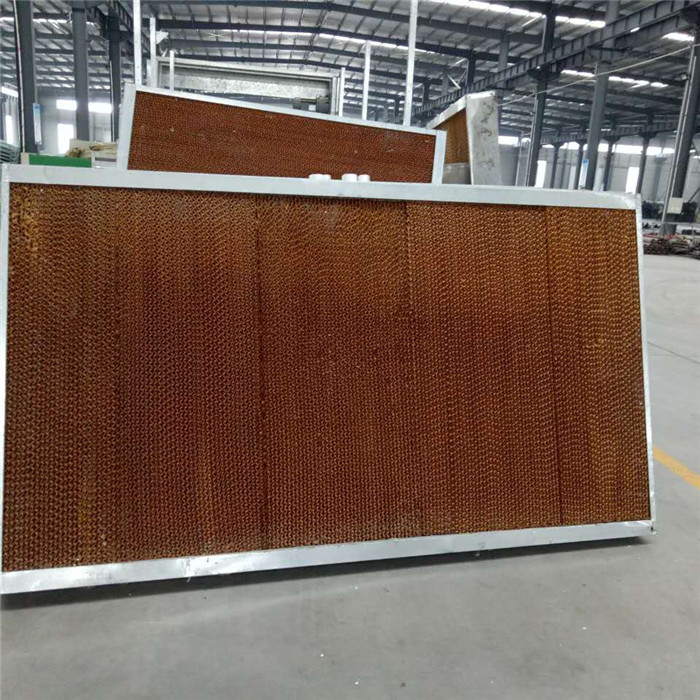 Hot Dipped Galvanized 24 Cells Farm Rabbit Cage With Automatic Cleaning System