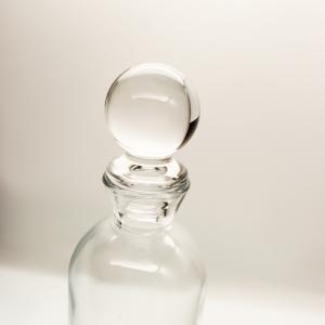 Wholesale Flint Glass Liquor Bottle Closures from china suppliers