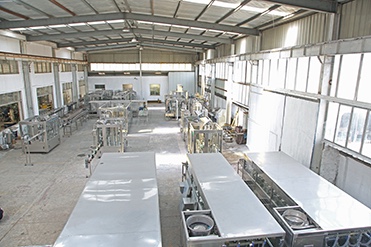 Plastic Glass Auto Liquid Filling Machine PET Filling Machine High Accuracy