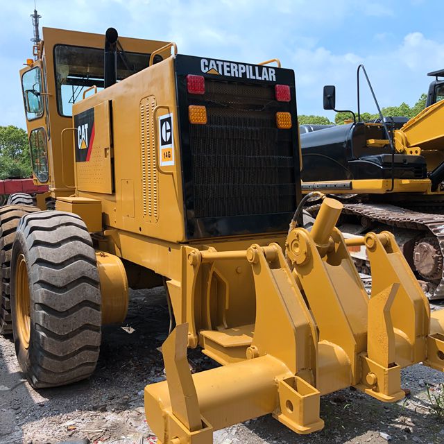 Caterpillar 140G 140K 140 Motor Grader with 6CTA8.3 Engine Model and 132kW Rated Power