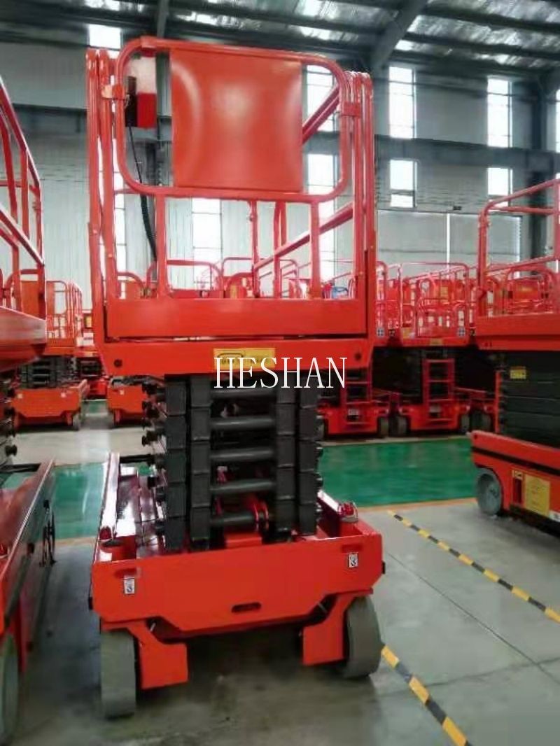 300kg Industrial Hydraulic Scissor Lift Self Propelled Small Electric Man Lift