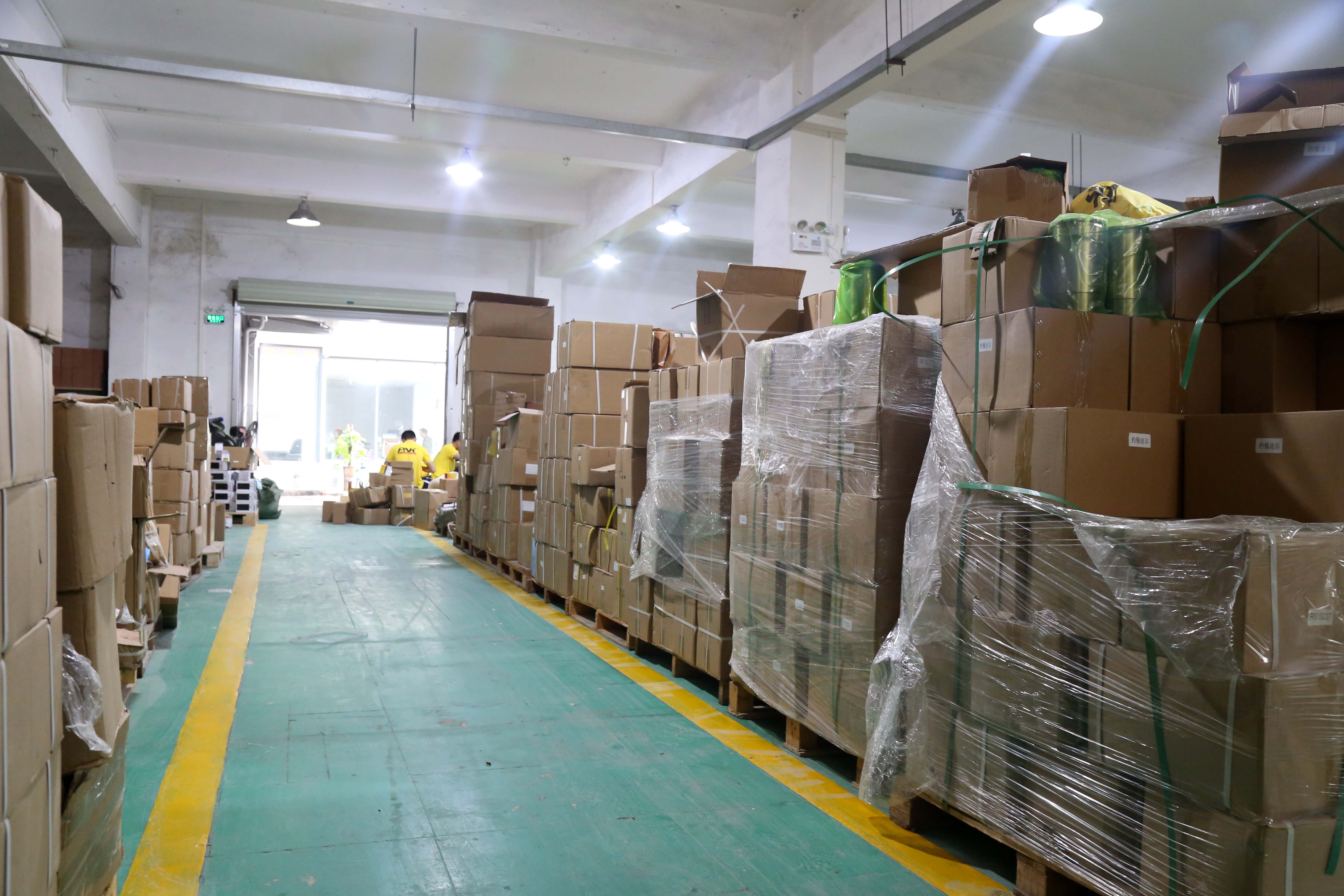 Re504638 Crankshaft JD 5000 Engine Tractor Spare Parts Guangzhou Tractor Parts Agricultural Machinery For JD