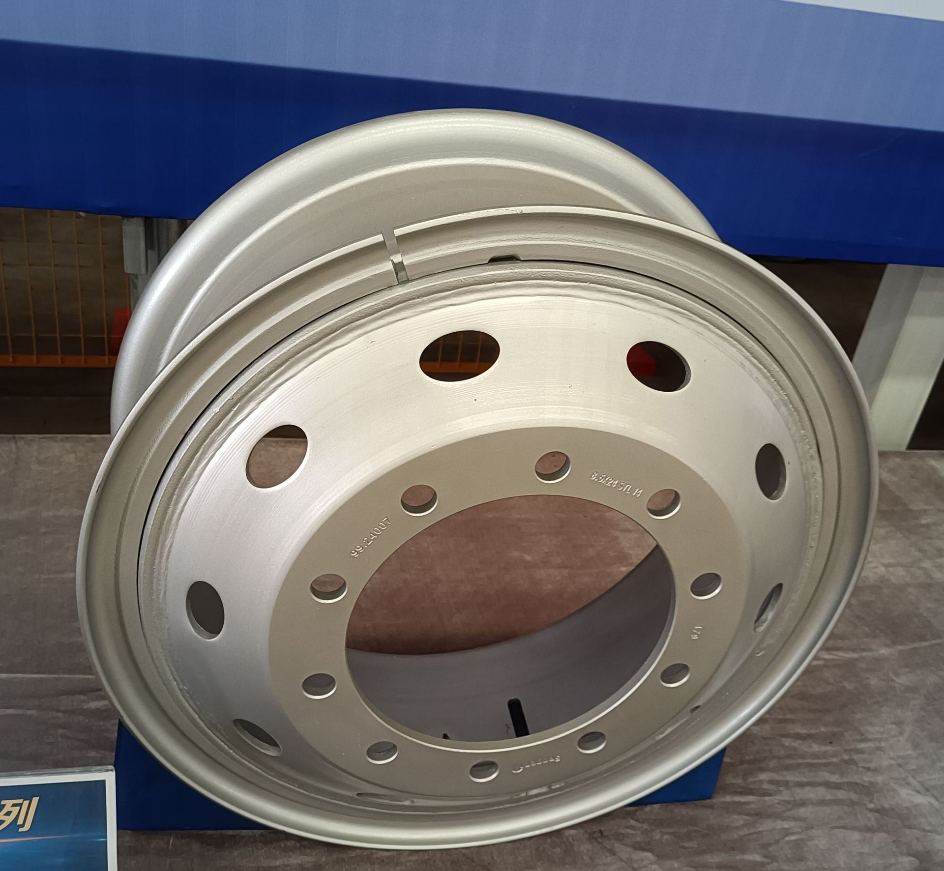 Semi Trailer Rims 22.5 Vacuum Steel Rims Profile Steel Wheels