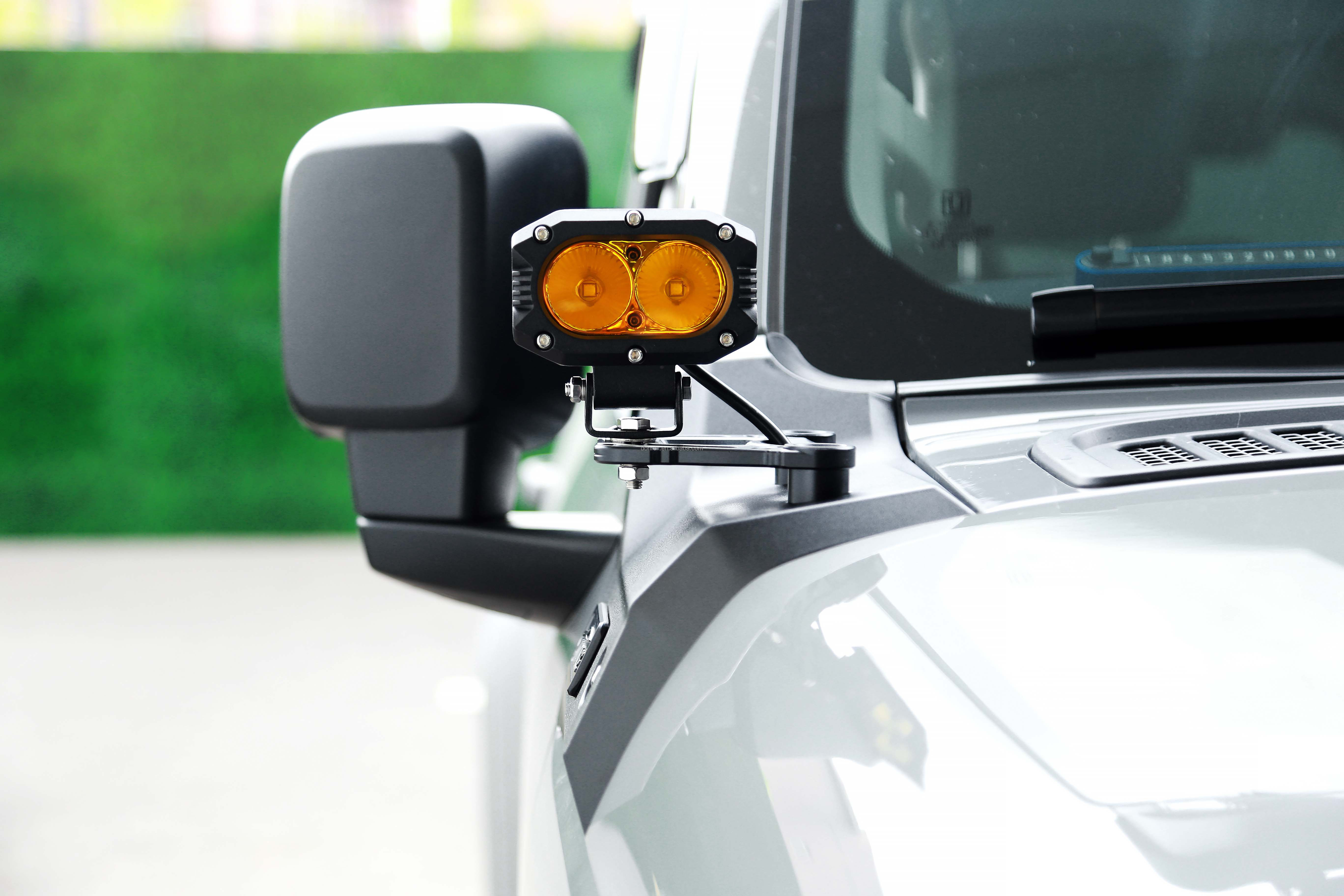Black Aluminum Alloy Roof Light Bracket for A Pillar Mounting Solution Provider