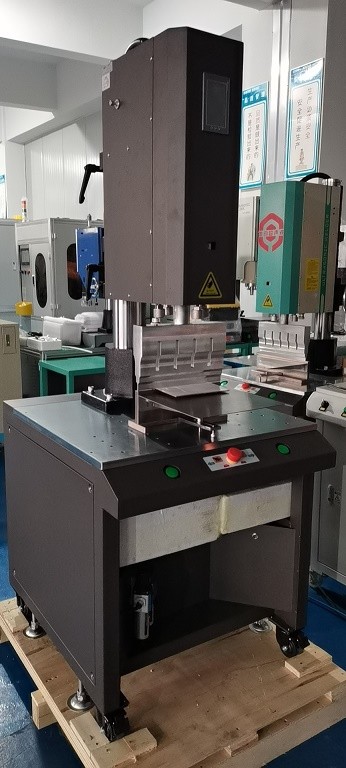 4200w 15khz Ultrasonic Plastic Welding Machine With Sealed Line