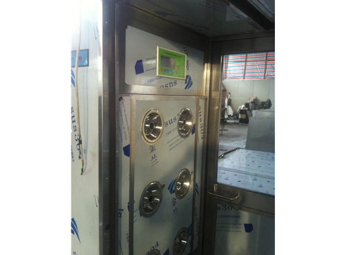 Hepa Filtered Cleanroom Air Shower Equipment For Biological Engineering