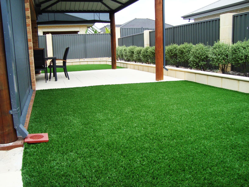Artificial Plastic Grass High Simulation Water Saving No Need Maintenance