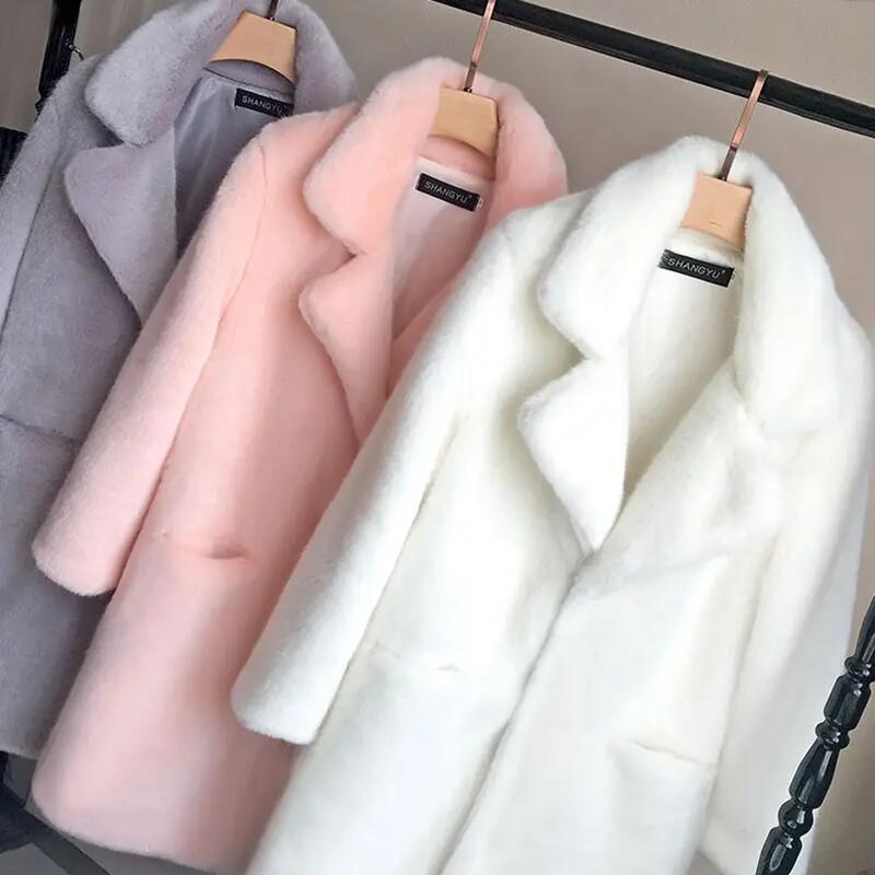 Wholesale Custom Design Ladies Jacket Winter Fur Long Coats for Women