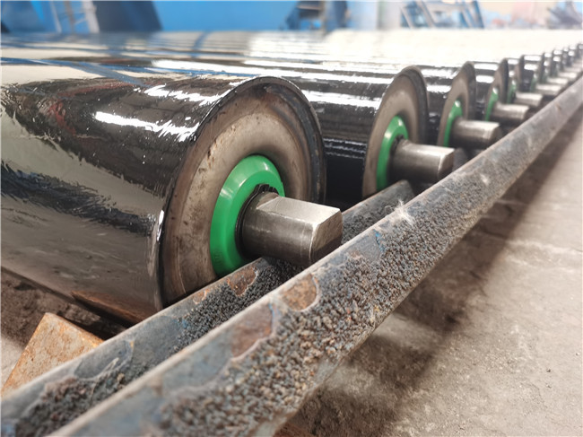 Anti Snuff Salt 1.5KW Conveyor Carrier Roller With Vacuum Sealed