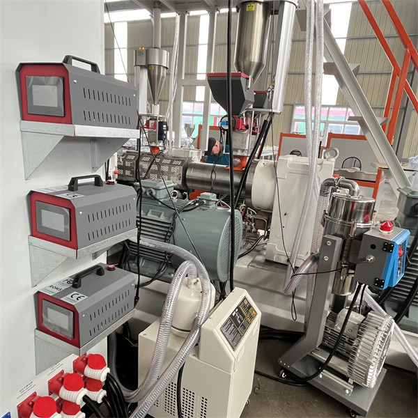 16-200mm PPH/PVDF Chemical Pipe Production Line with 50kw Heating Power