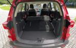 Large Storage Gasoline 7seater Family SUV Safe And Elegant Large Space