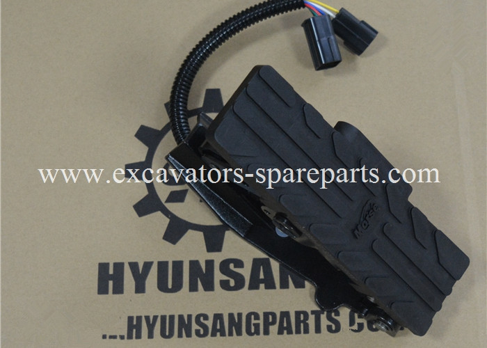 D88A-007-800+D D88A007800 860121897 Accelerator Pedal for ShangChai SC25G610D2 SC27G900D2