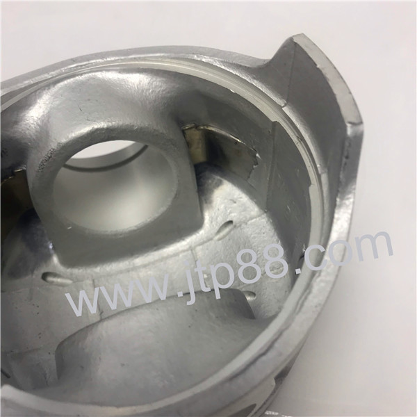 Excavator Truck Piston Auto Parts OEM 12011-97165 For Nissan RF8 137.0mm Length