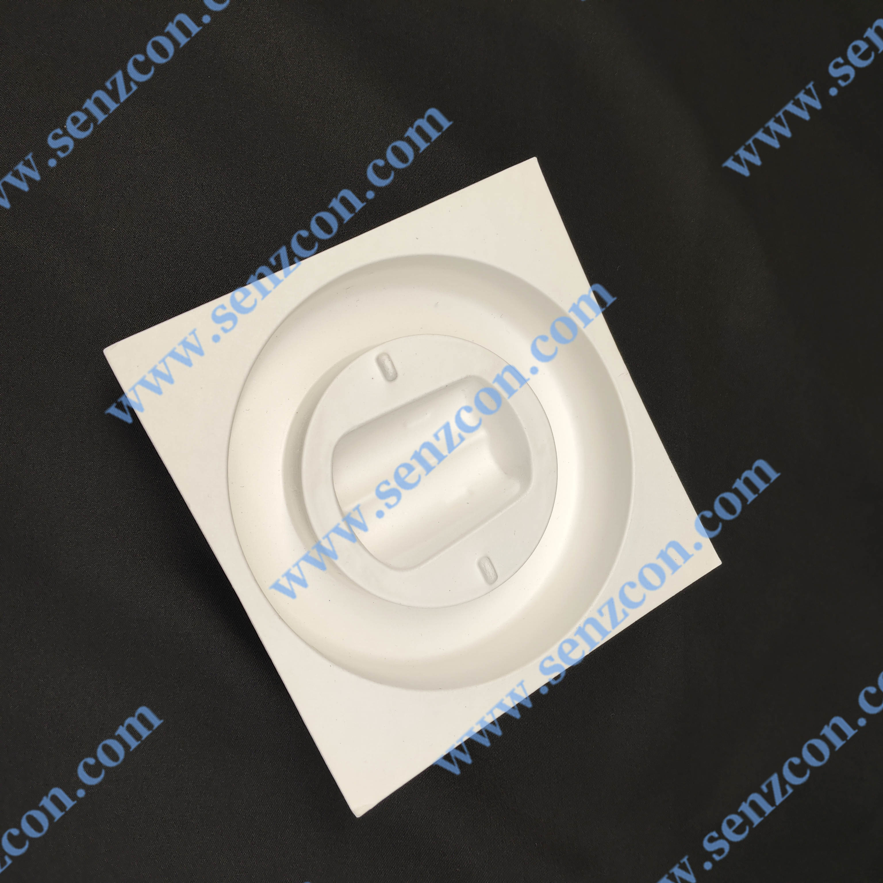 Direct supply from the factory. Pulp molding packaging for high-end smart speakers with an embedded base to prevent shaking. It is environmentally