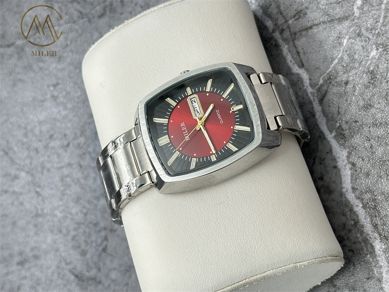 Luxury High Quality Men′S Watches Waterproof Quartz Wrist Watch For Man