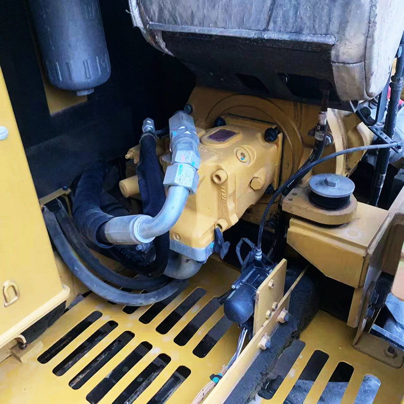 Used Caterpillar 305.5E Crawler Excavator 0.22m³ Bucket Capacity 34kw Rated Power