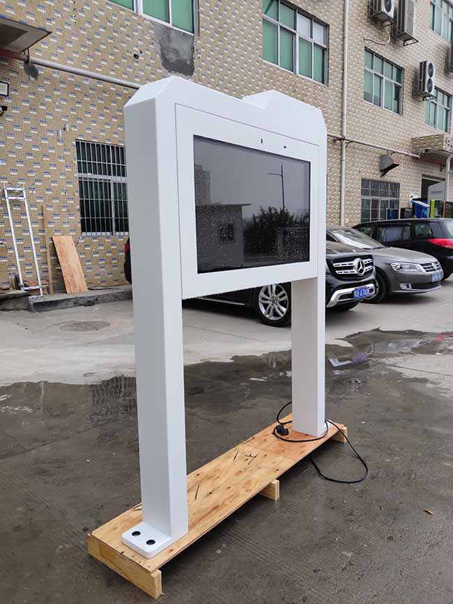 Factory Wholesale Floor Stand Outdoor Capacitive 4K Screen Sunlight Readable Tv Ip55 Exterior Digital Menu Board