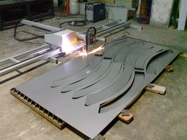 Automatic Metal Cutter Mini CNC Plasma Flame Cutting Machine with light track