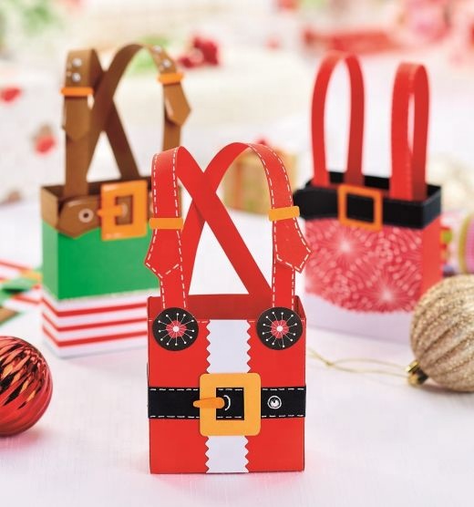 Economic Wholesale Paperboard China Christmas gift paper bag large christmas gift boxes