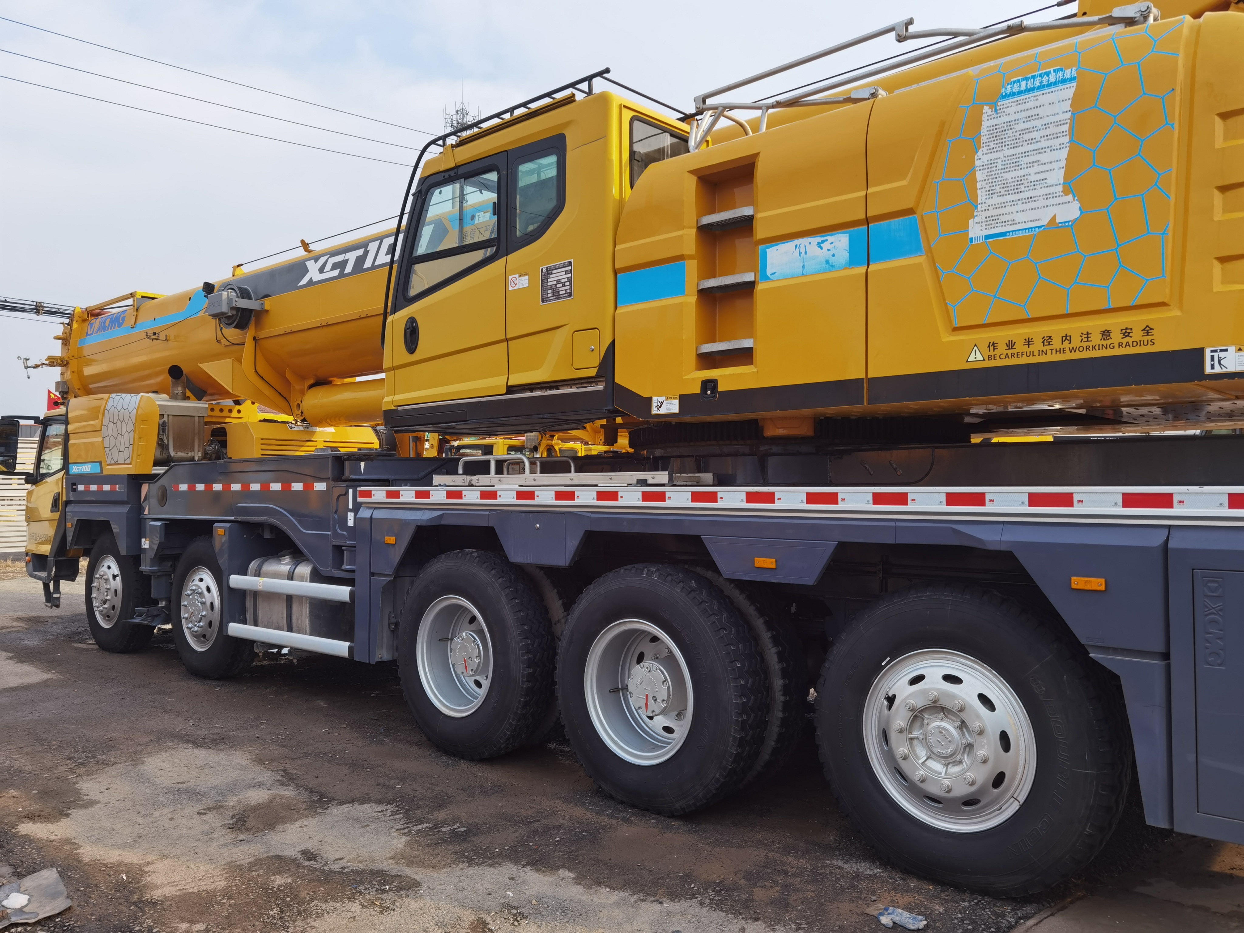 XCMG Heavy Equipment XCT100L6 100Ton Used Mobile Truck Crane for Sale