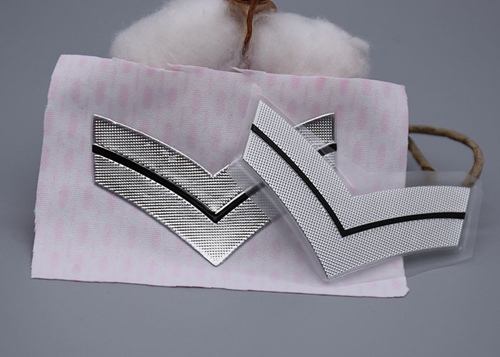 TPU Two Colour Debossed Logo Heat Transfer Labels For Garments