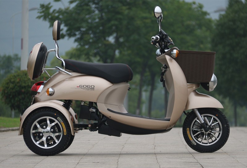 Max Speed 25-32KM/H Three Wheel Electric Tricycle For Elderly Electronic Smart Type