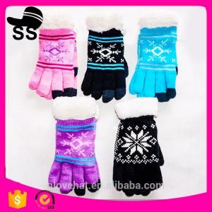 Wholesale 2017Yiwu new product 90%Acrylic 5%Spandex 5%Conductive fiber Winter Knitting touch screen gloves 20*11.5cm 53g Jacquard from china suppliers