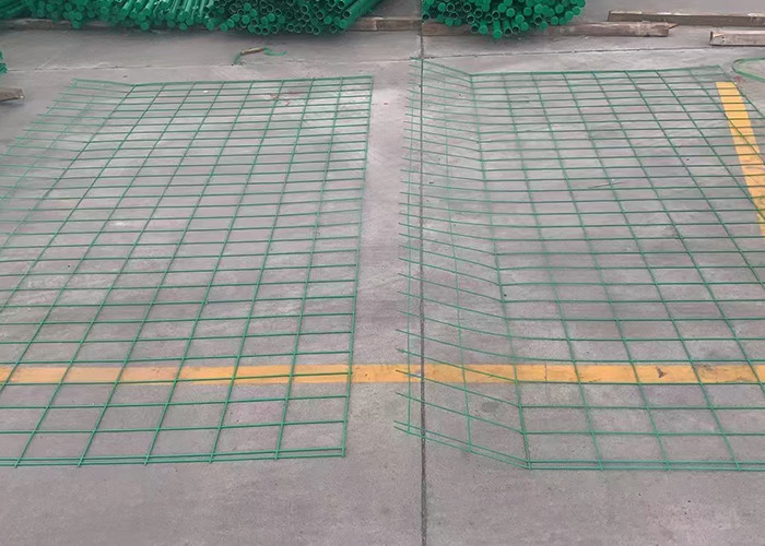 Expressway Orchard Enclosure River Barbed Wire Fence
