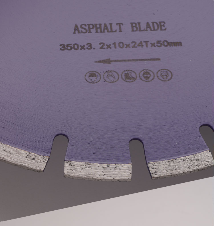 300-600mm Industrial Grade Diamond Saw Blade for Asphalt Cutting Sintering Segmented