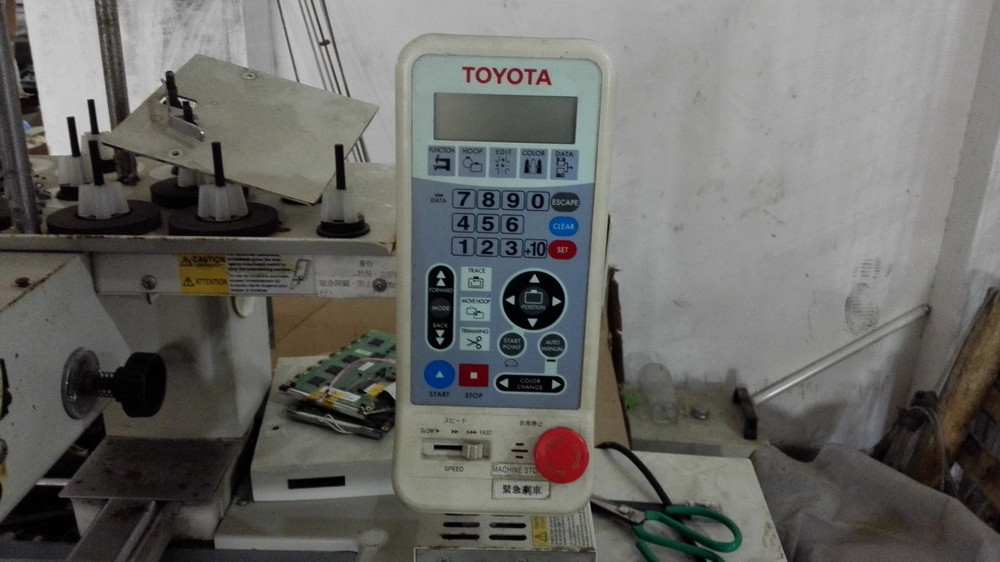 Used Tajima Single Head Embroidery Machine 15 Needles 50Hz / 60Hz